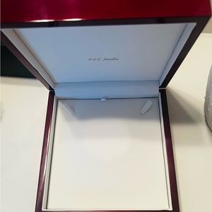 Jewelry Necklace Box